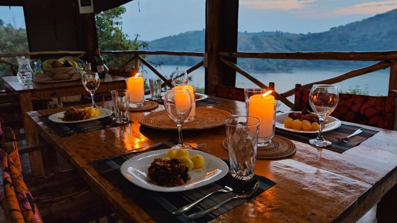 Mwamba Kelele Lodge Fort Portal Buitenkant foto